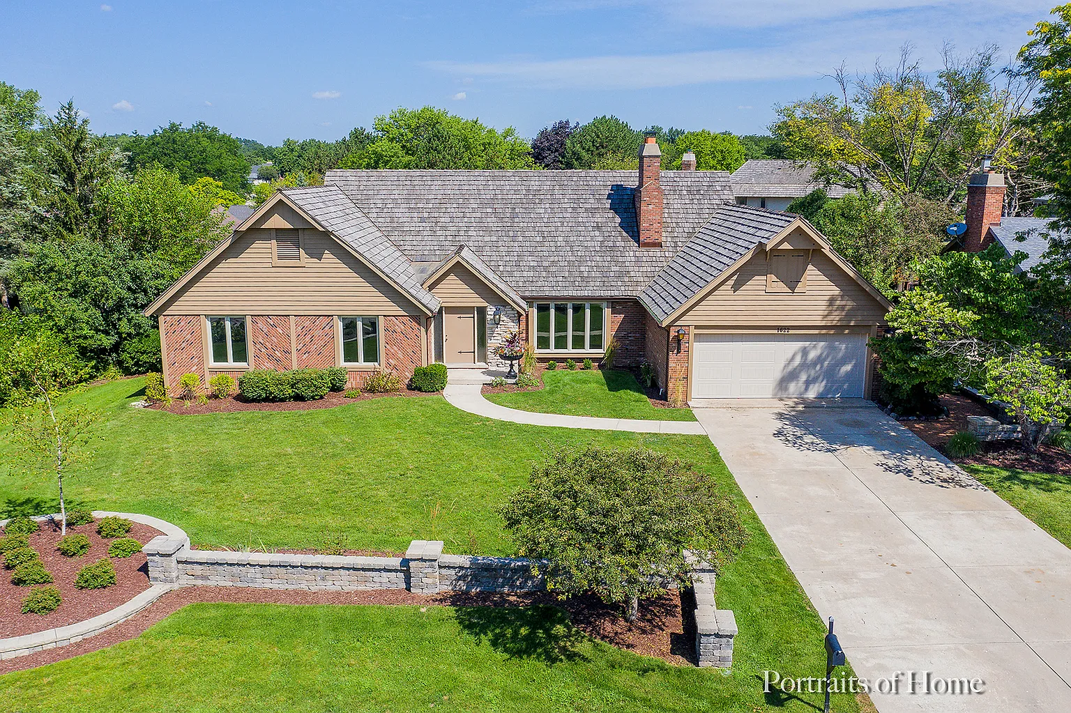 1622 Coachmans Rd photo 1