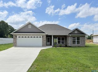 741 NE 8th St, Arab, AL 35016