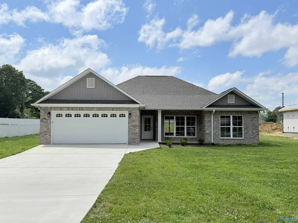 741 NE 8th St, Arab, AL 35016