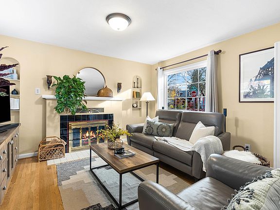 5th image of 501/503 N 26th St