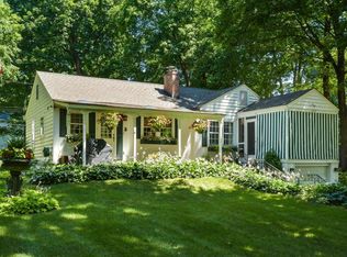 19150 Easton Rd, Deephaven, MN 55391