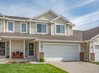6520 SE Sweetgrass Ln, Pleasant Hill, IA 50327