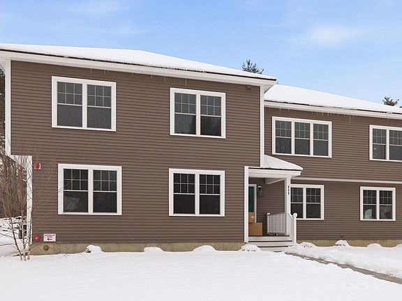 2nd image of 665 Wallis Road #2