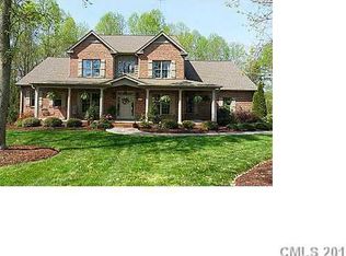 199 Spring Forest Dr, Statesville, NC 28625