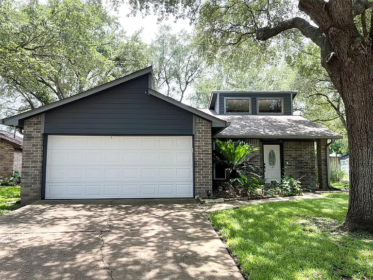 3215 Keywood Ln — Photo 4