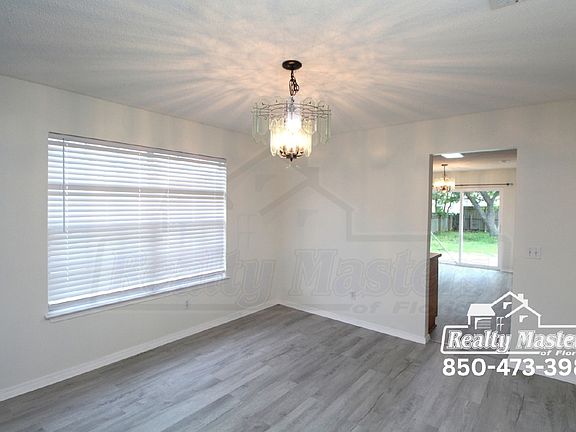 5th image of 2432 Gulf Breeze Ave