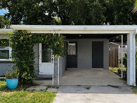 2nd image of 11819 104th St