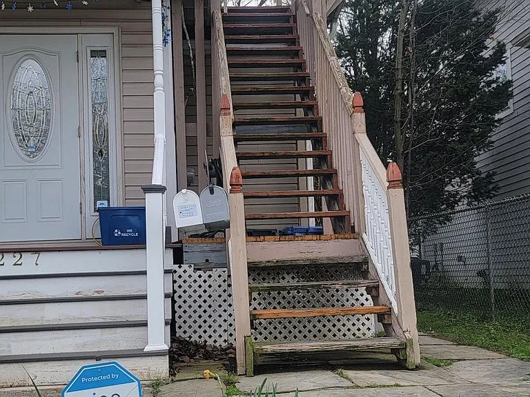 227 Main St — Photo 18