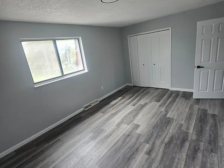 1565 Bryn Mawr Pl — Photo 49