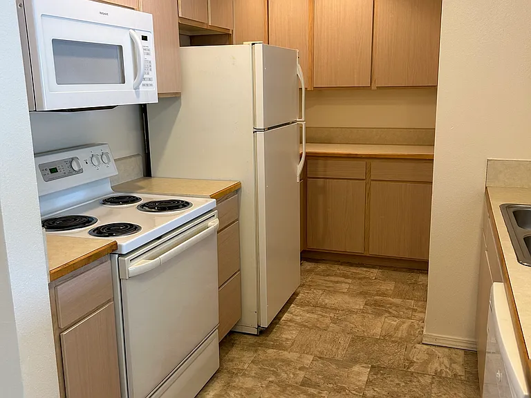 5333 15th Ave S #2M — Photo 9