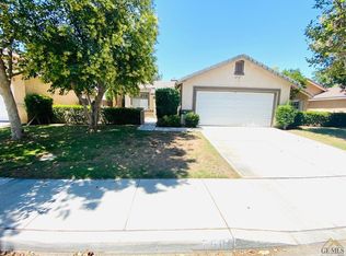 7506 Stone Breakers Ave, Bakersfield, CA 93313