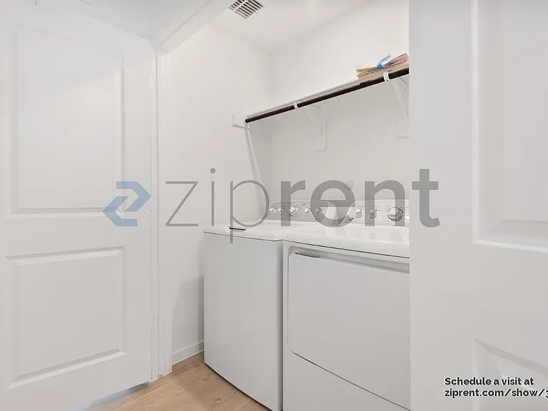 6739 Fairview Ave — Photo 14