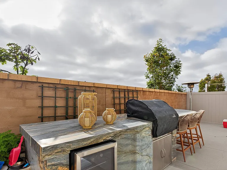 1733 Artemisia Ct — Photo 39