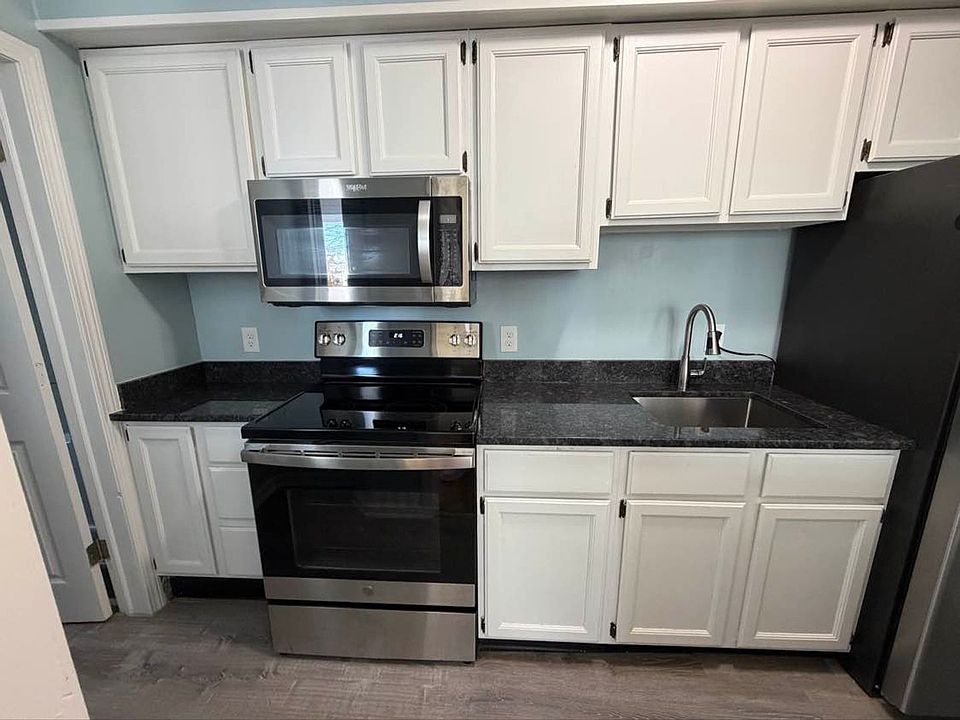 1st image of 75 E Housatonic St #2
