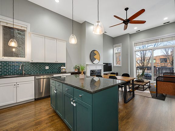2nd image of 1744 W Belmont Ave APT 2