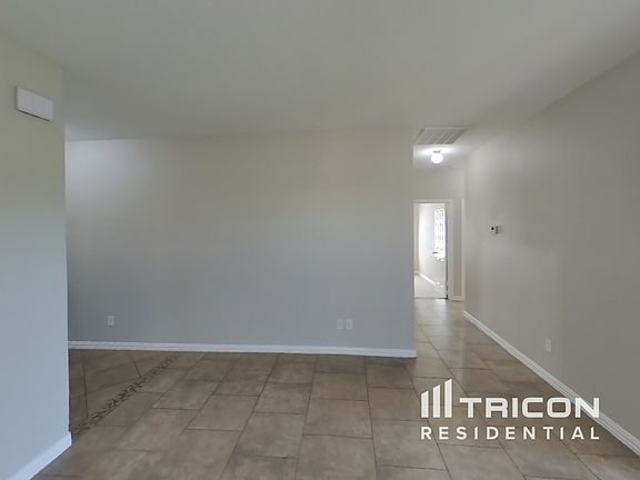 2nd image of 8424 Cherry Bark Ln