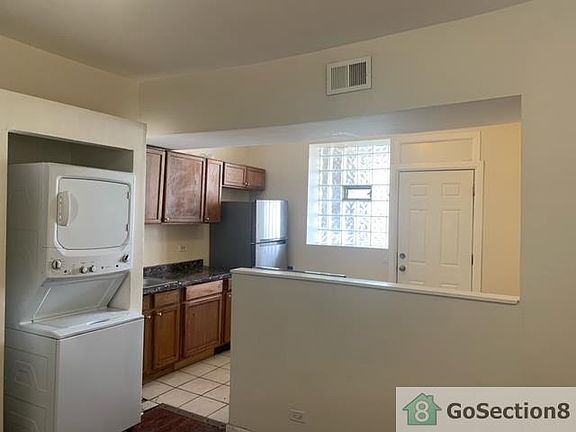 4th image of 3350 W Evergreen Ave #31E