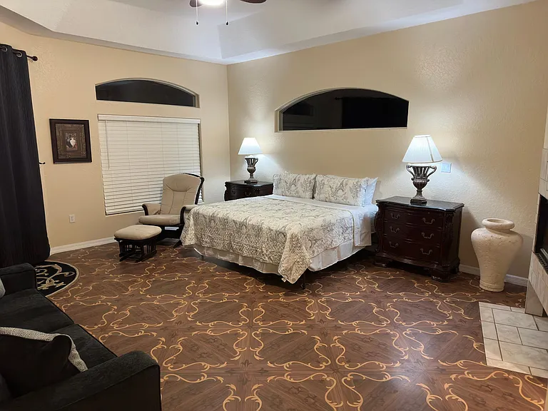 11315 Windermere Rd — Photo 32