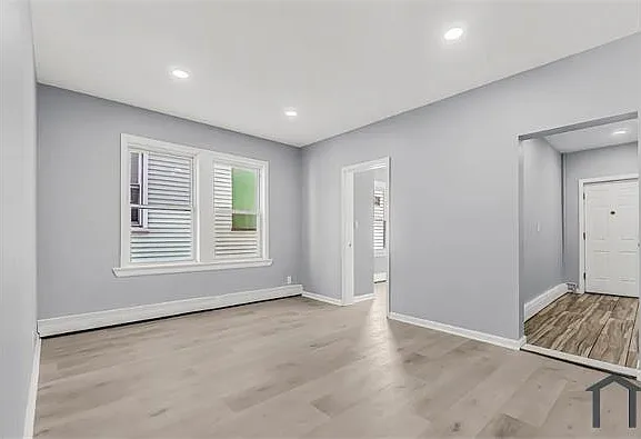 1220 Pembroke St #3R — Photo 12
