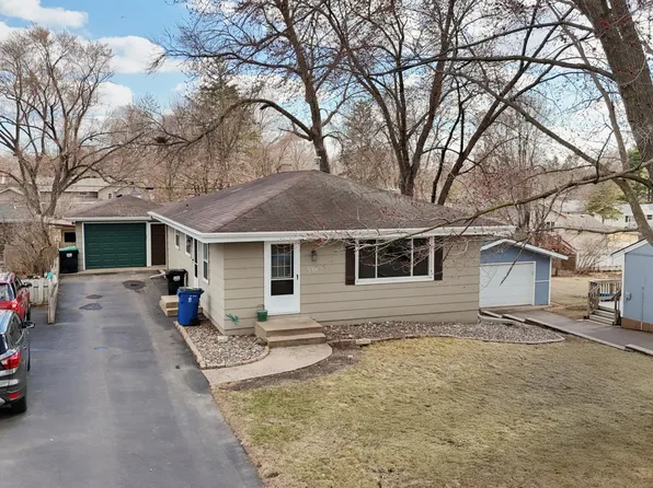 536 Ironton St NE, Fridley, MN 55432