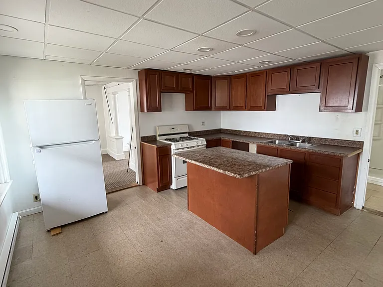 20 High St #1R — Photo 4