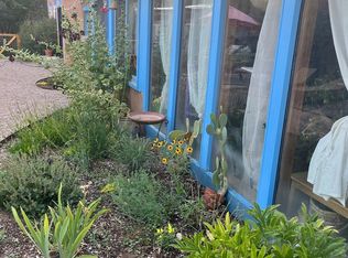 48 Highway 240, Ranchos De Taos, NM 87557