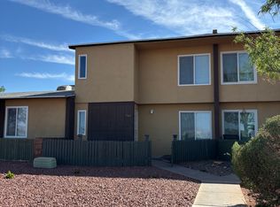 305 E Van Wagenen St, Henderson, NV 89015