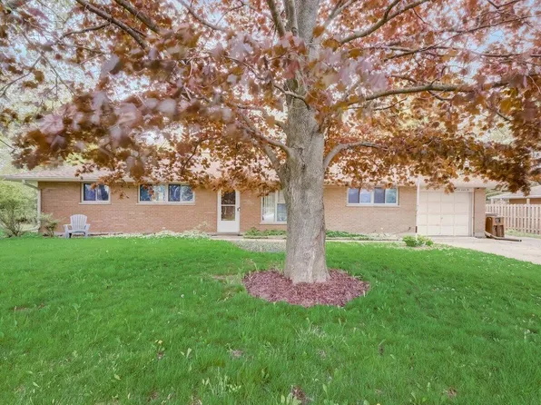 12130 44th AVENUE, Kenosha, WI 53158