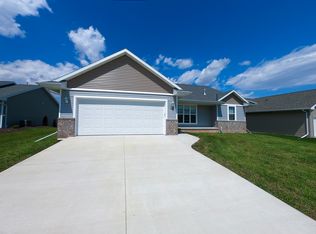 783 S Melcorn Cir, De Pere, WI 54115