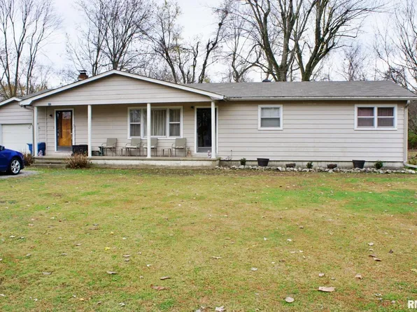 542 Tucker Ln, Metropolis, IL 62960