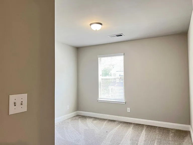 129 Camden Park Dr — Photo 21