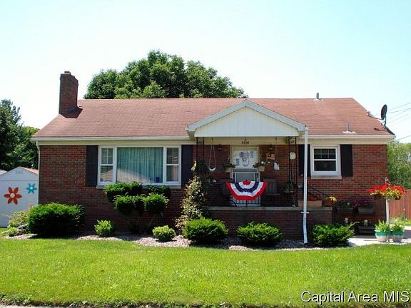 2nd image of 1118 Brown Ave