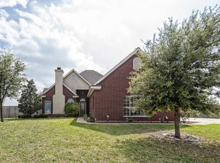 920 Lands End Cv, Hewitt, TX 76643