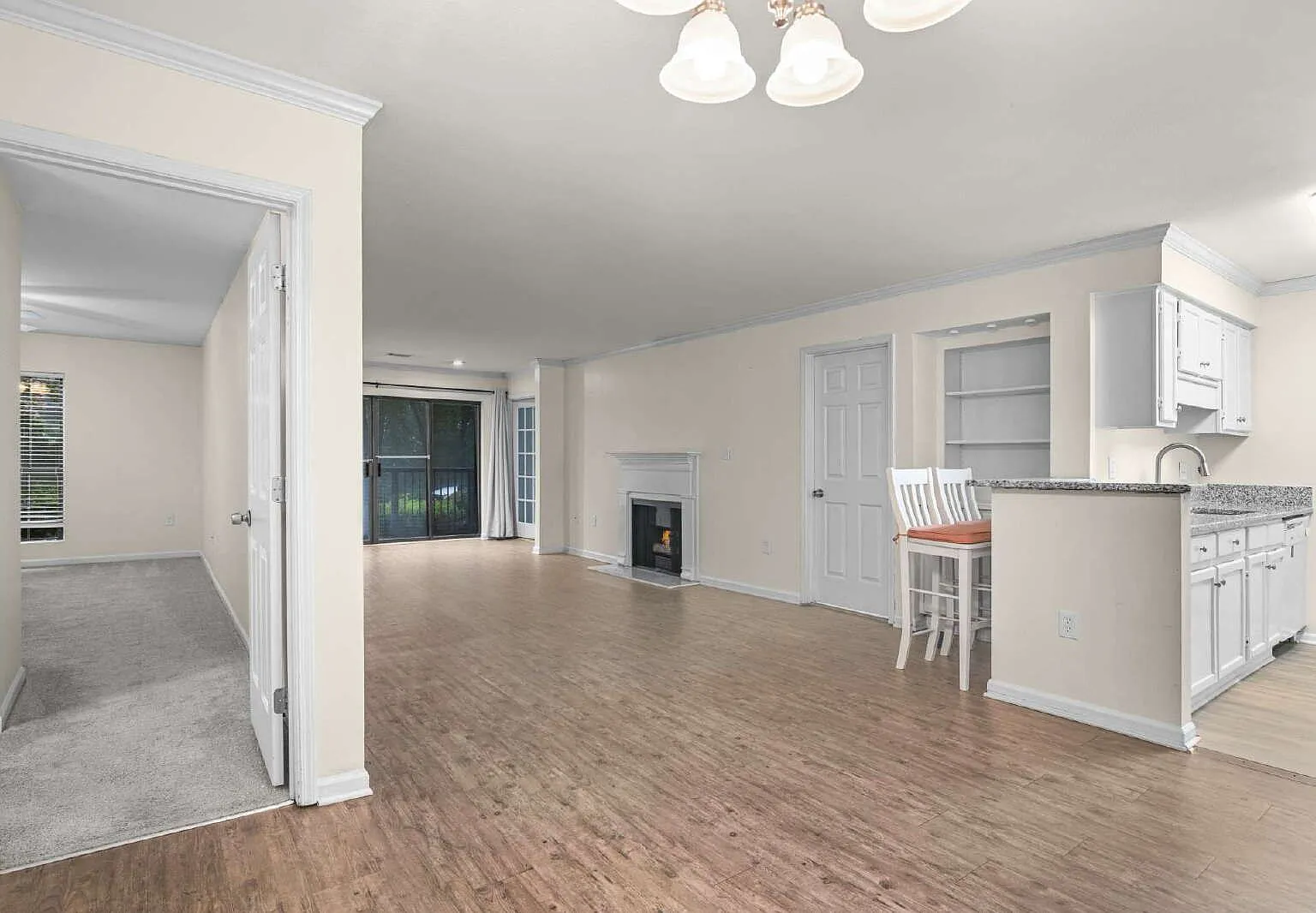 2 bed, 2.0 bath, 1249 sqft, $1,950 — Photo 3