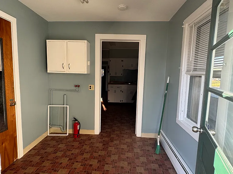 429 Church St — Photo 2
