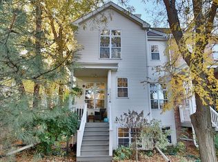 3322 Leopold Way APT A, Fitchburg, WI 53713