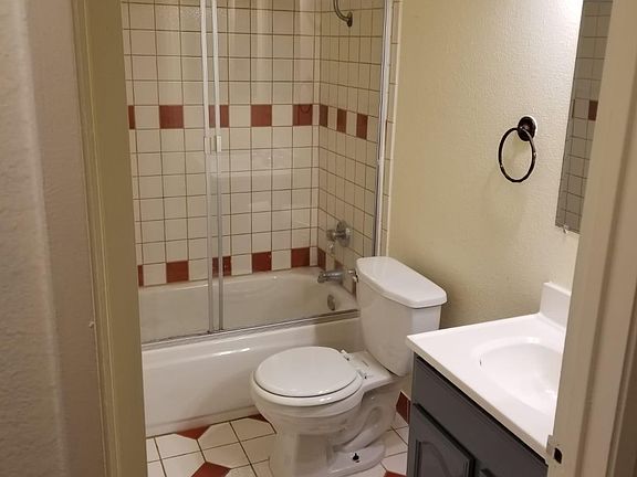 2nd image of 259 N Capitol Ave Unit 253