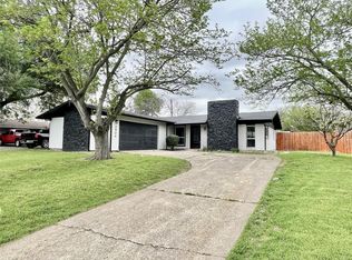 2926 Talisman Dr, Dallas, TX 75229