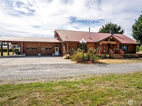 2nd image of 1231 Willeys Lake Rd