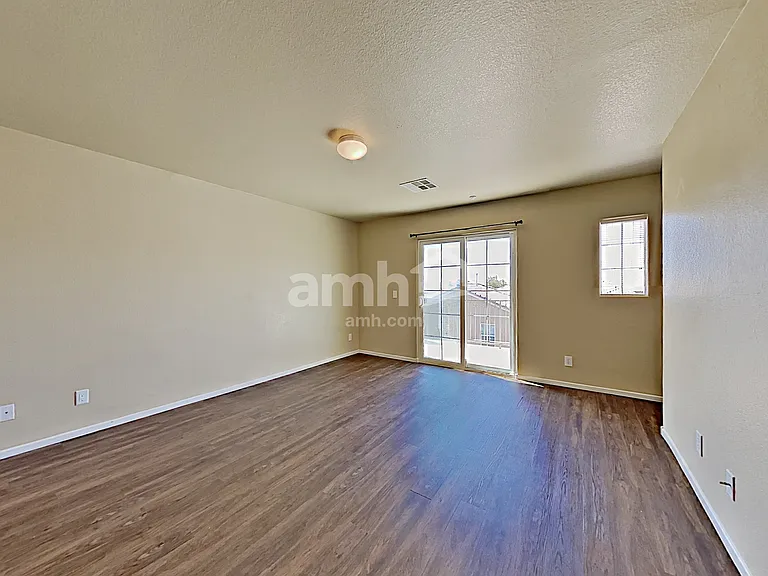 9161 Desirable Ct — Photo 8