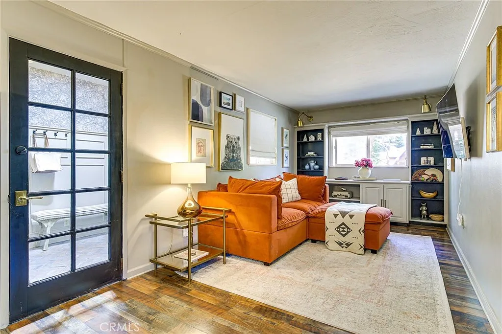 3 bed, 1212 sqft, $2,700 — Photo 4