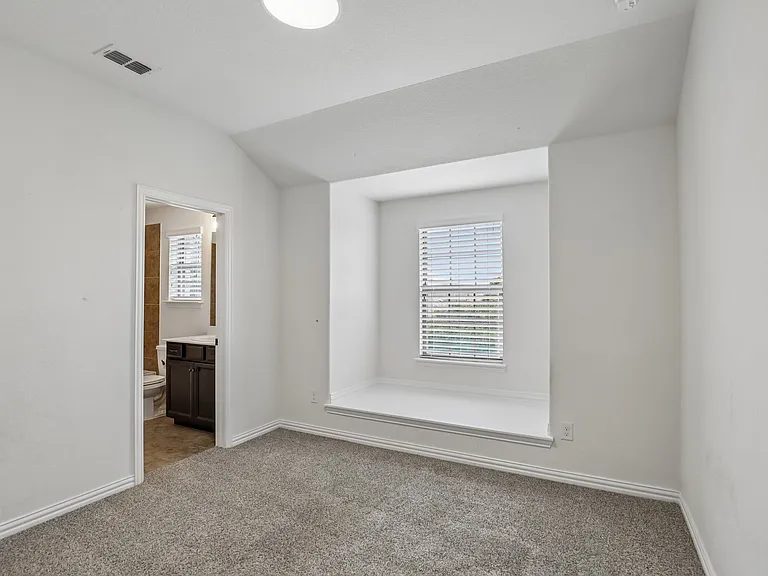 7228 Ridgepoint Dr — Photo 19