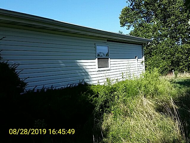 2nd image of 66 Robin Ln