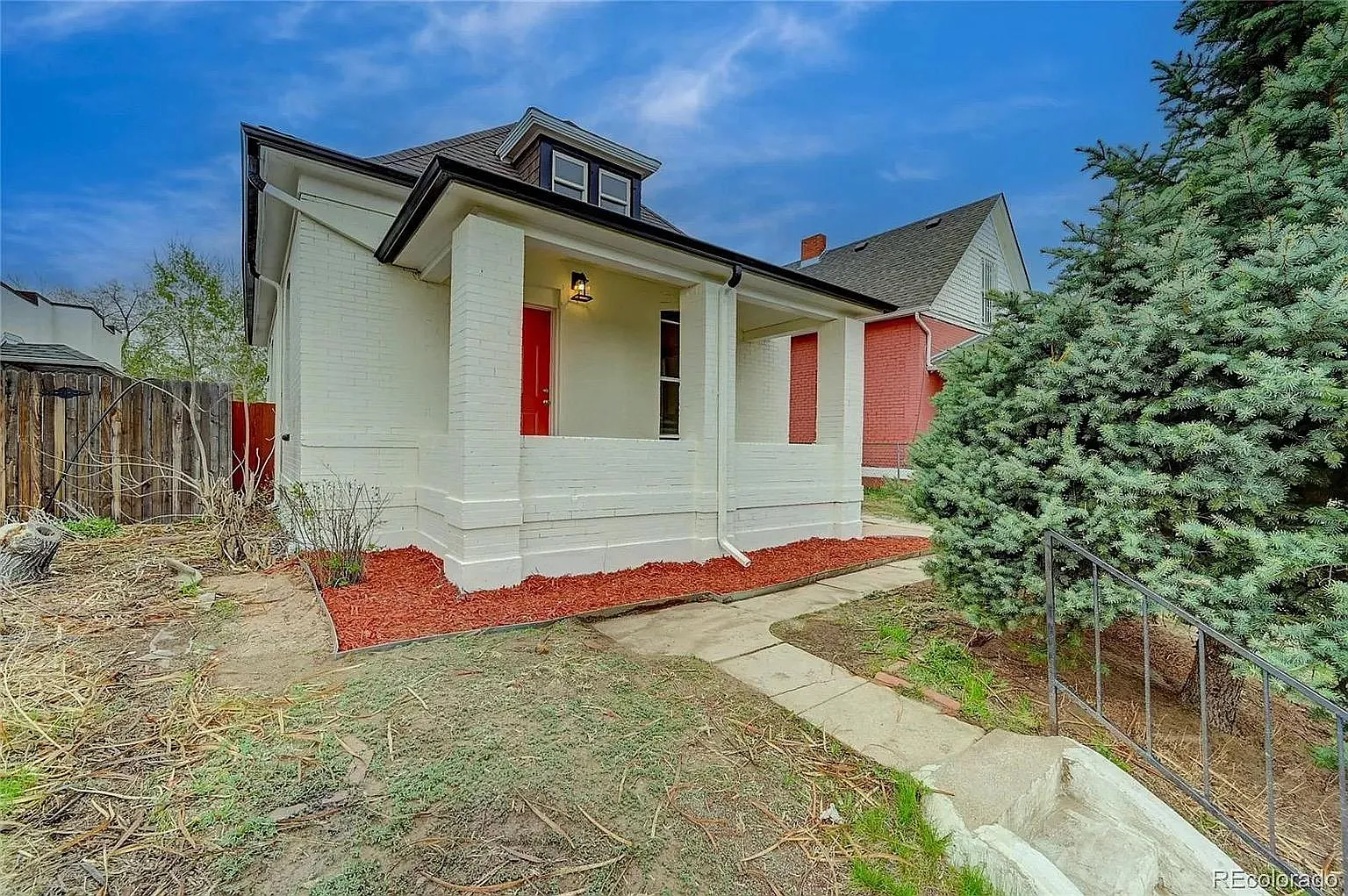 2 bed, 1051 sqft, $3,150 — Photo 1