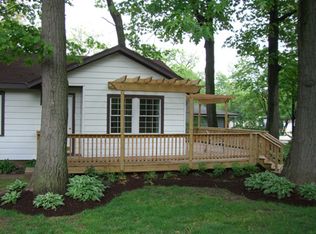 32936 N Thornapple Ln, Grayslake, IL 60030