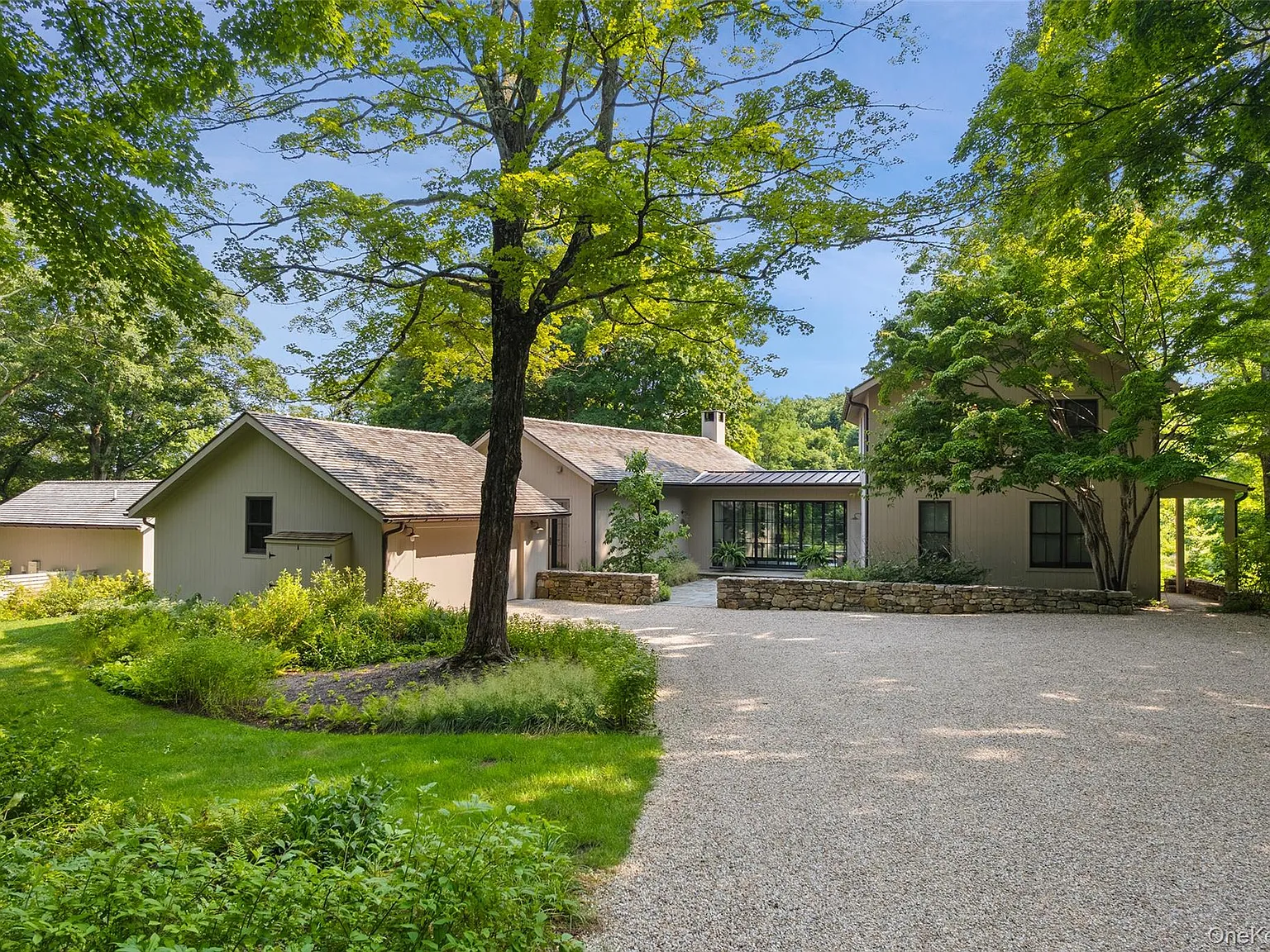 4 bed, 3.5 bath, 3578 sqft, $30,000 — Photo 1