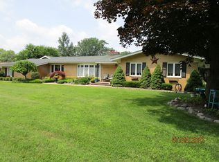 6950 Rattalee Lake Rd, Clarkston, MI 48348