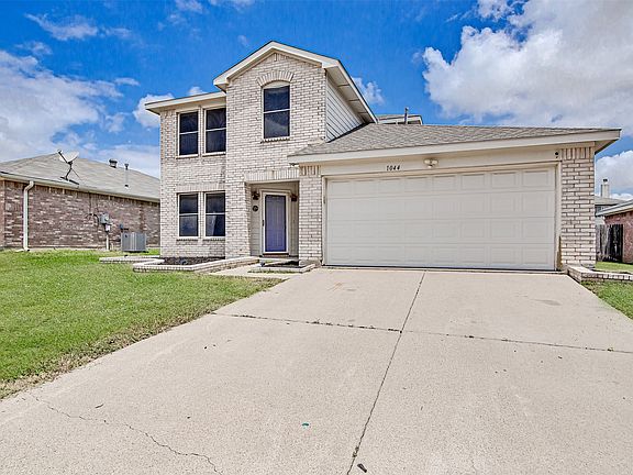 2nd image of 1044 Triple Crown Dr