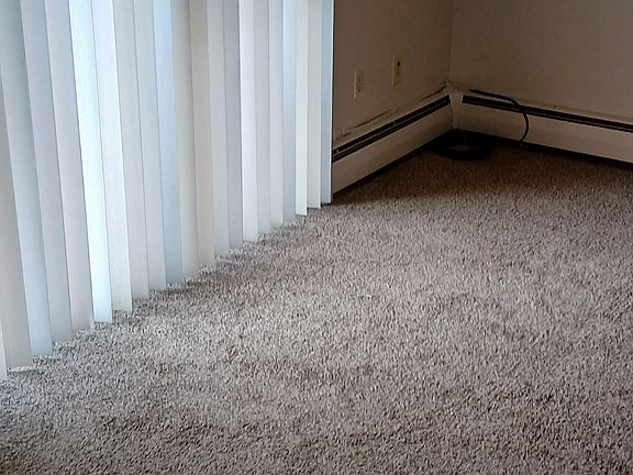 3rd image of 346 Robert Dr APT 4