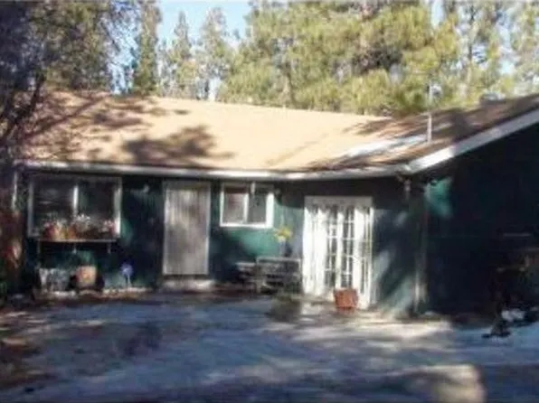 517 W Aeroplane Blvd, Big Bear City, CA 92314
